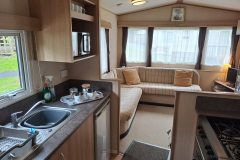 Larch-kitchen