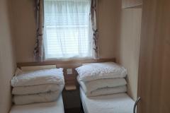 Larch-twin-bedroom