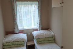 Three-bedroom-twin-room